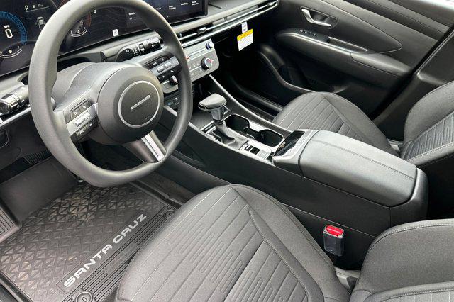 2025 Hyundai Santa Cruz SE photo 5