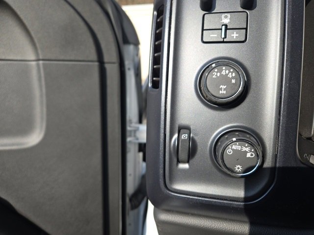2024 Chevrolet Silverado 5500HD 4500HD Work Truck photo 4