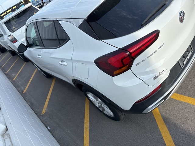 2022 Buick Encore GX Preferred photo 8