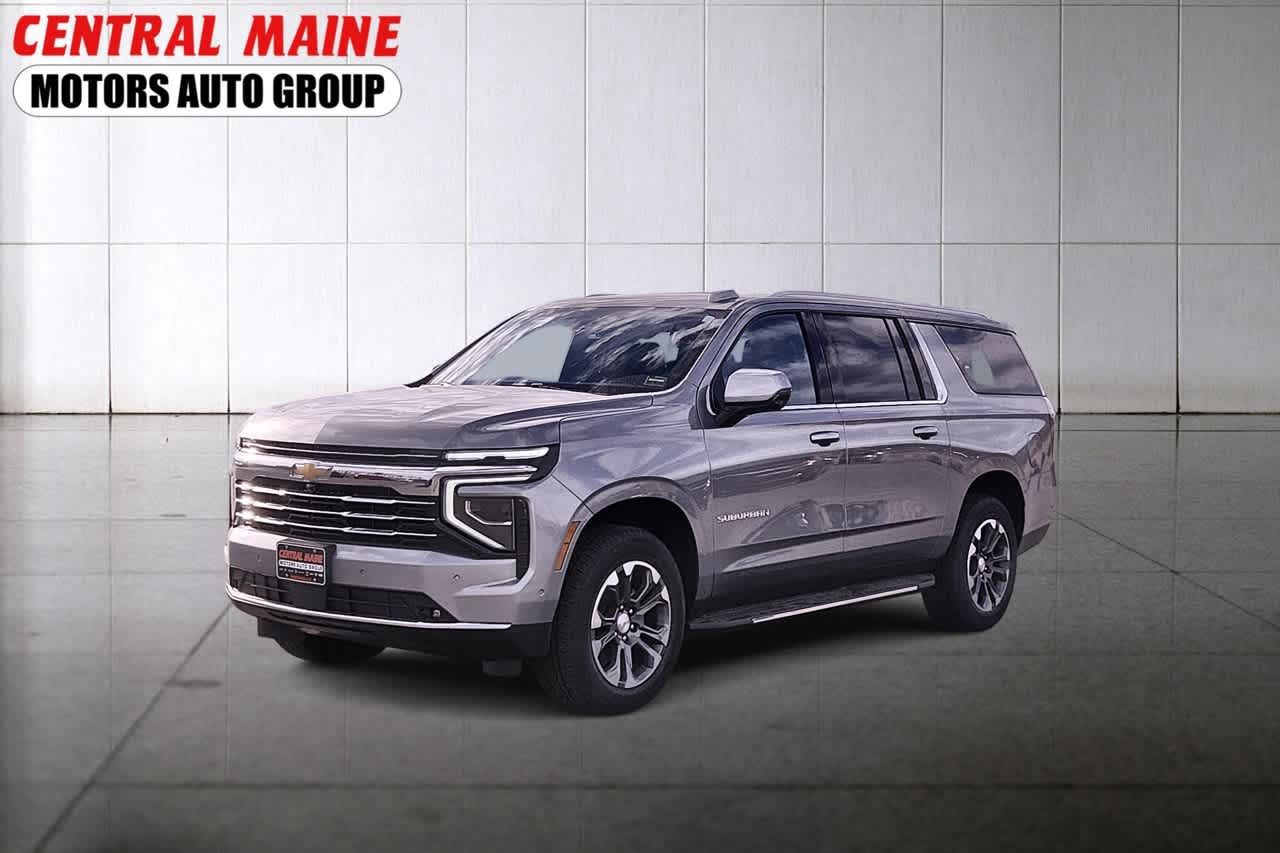 2026 Chevrolet Suburban LT's photo