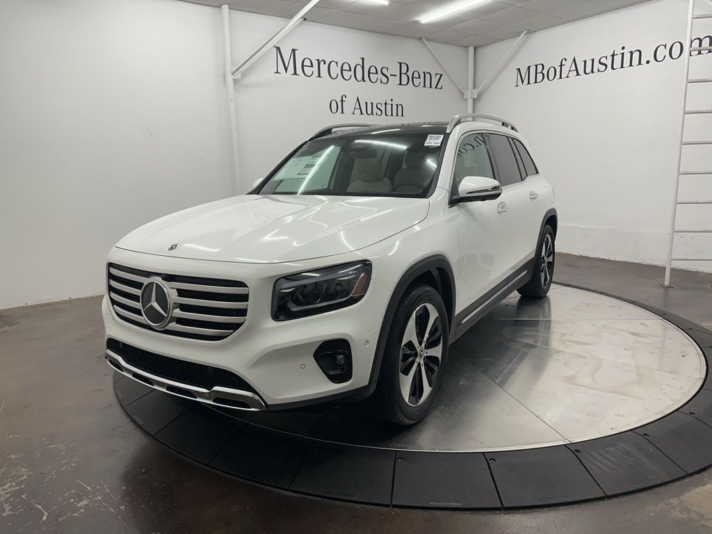 2026 Mercedes Benz GLB 250 photo 2