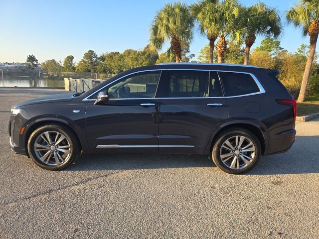2024 Cadillac XT6 Premium Luxury photo 2