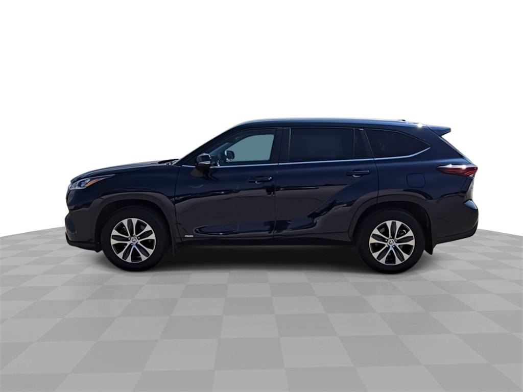 2024 Toyota Highlander Hybrid XLE photo 5