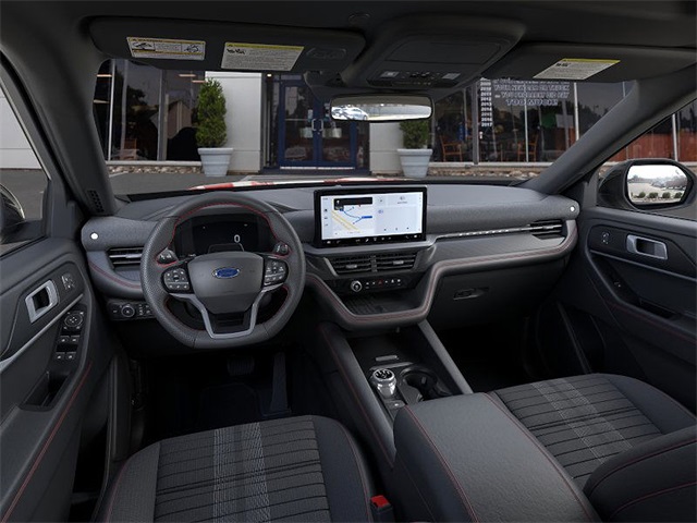 2025 Ford Explorer ST-Line photo 9