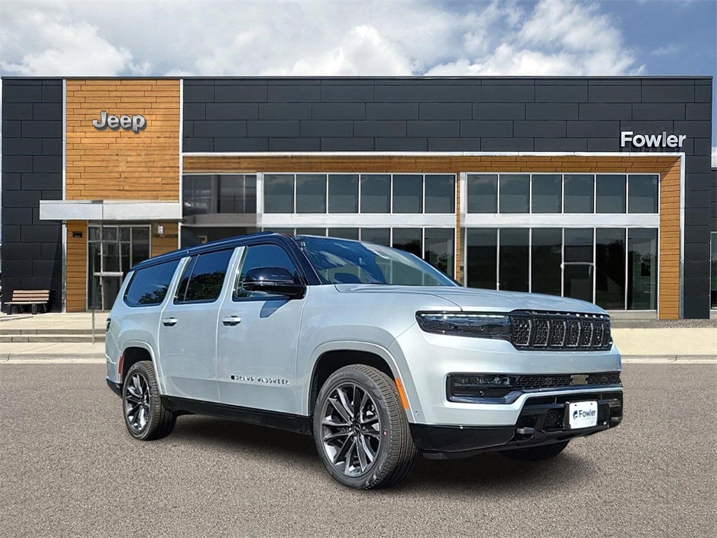 2024 Jeep Grand Wagoneer L Series II's photo