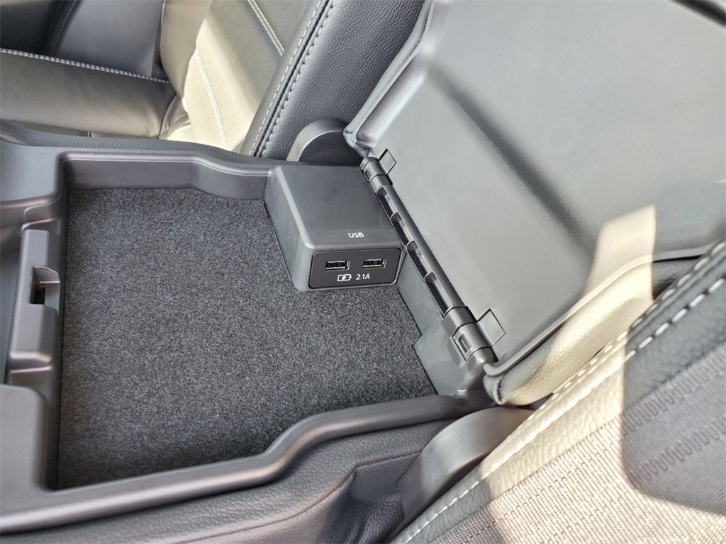 2025 Mazda CX-5 2.5 S Preferred photo 13