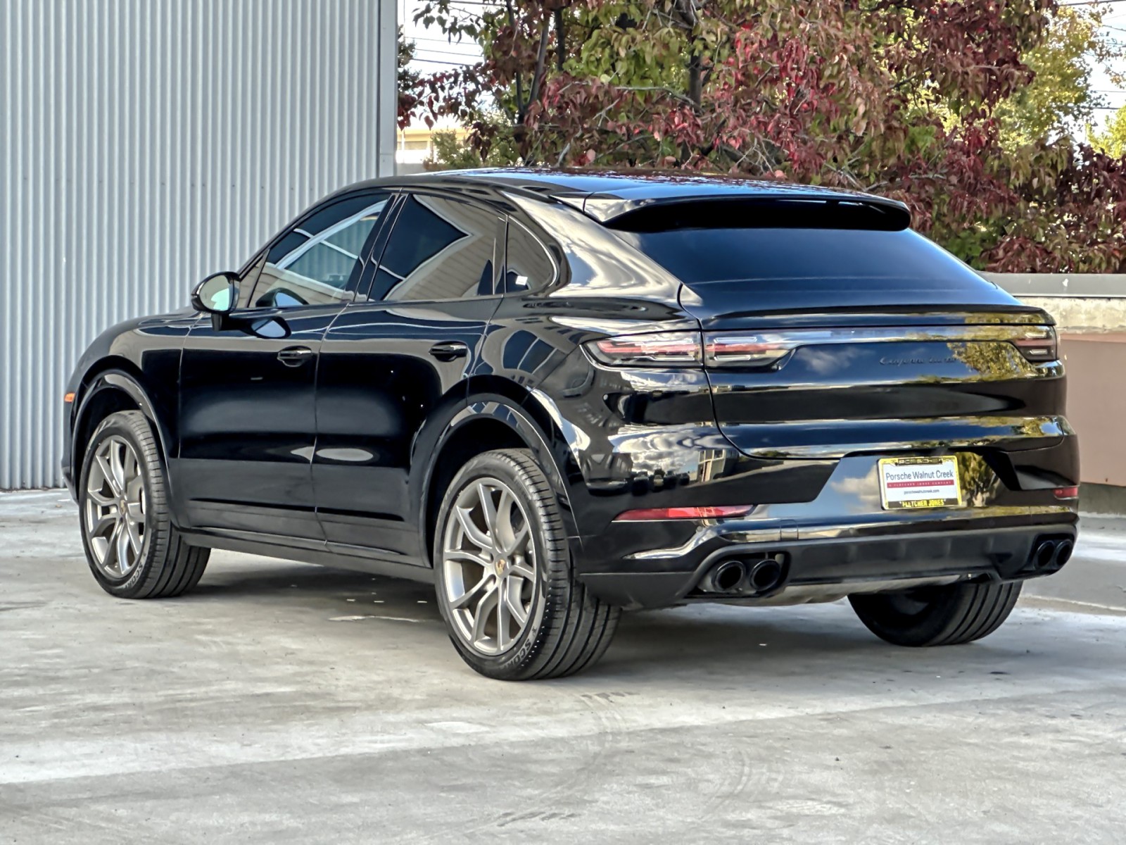 2023 Porsche Cayenne Turbo Coupe photo 2