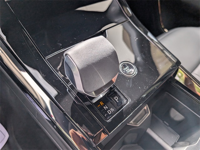 2025 Land Rover Range Rover Sport SE photo 10