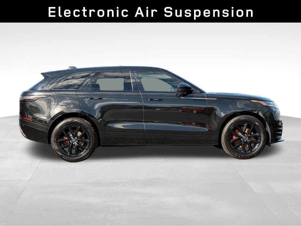 2025 Land Rover Range Rover Velar SE photo 6