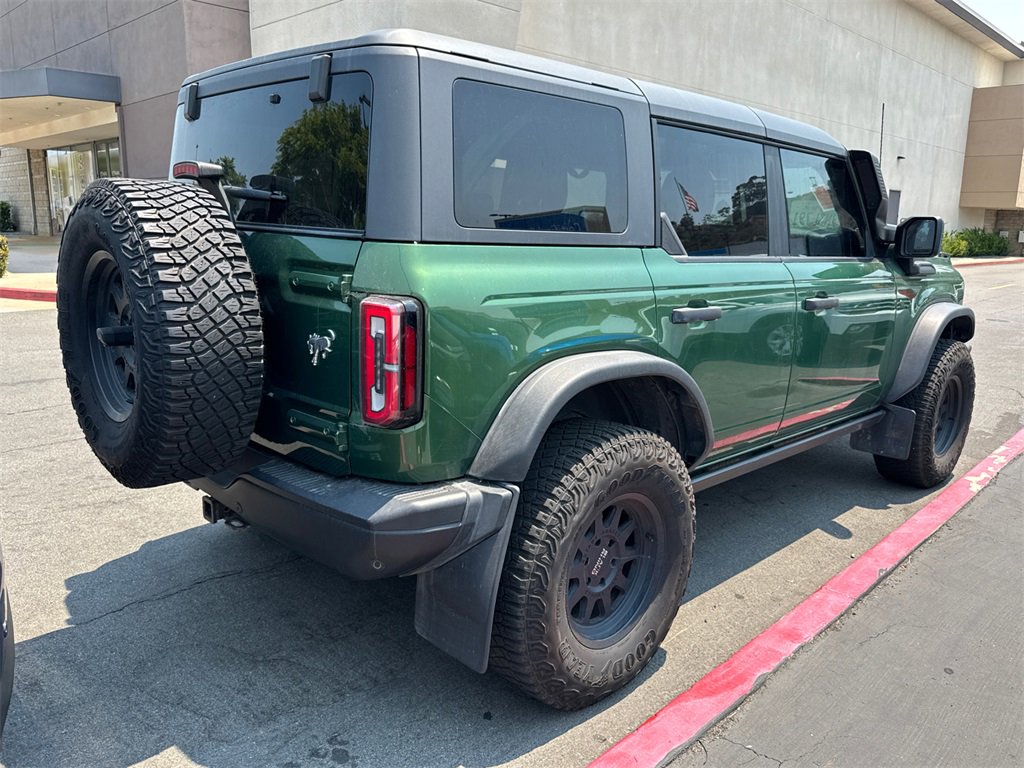2022 Ford Bronco Base photo 7