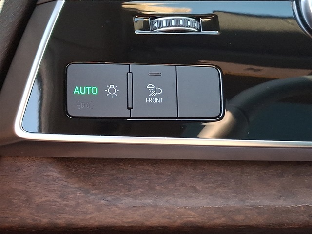 2024 Audi Q8 55 Premium Plus photo 30