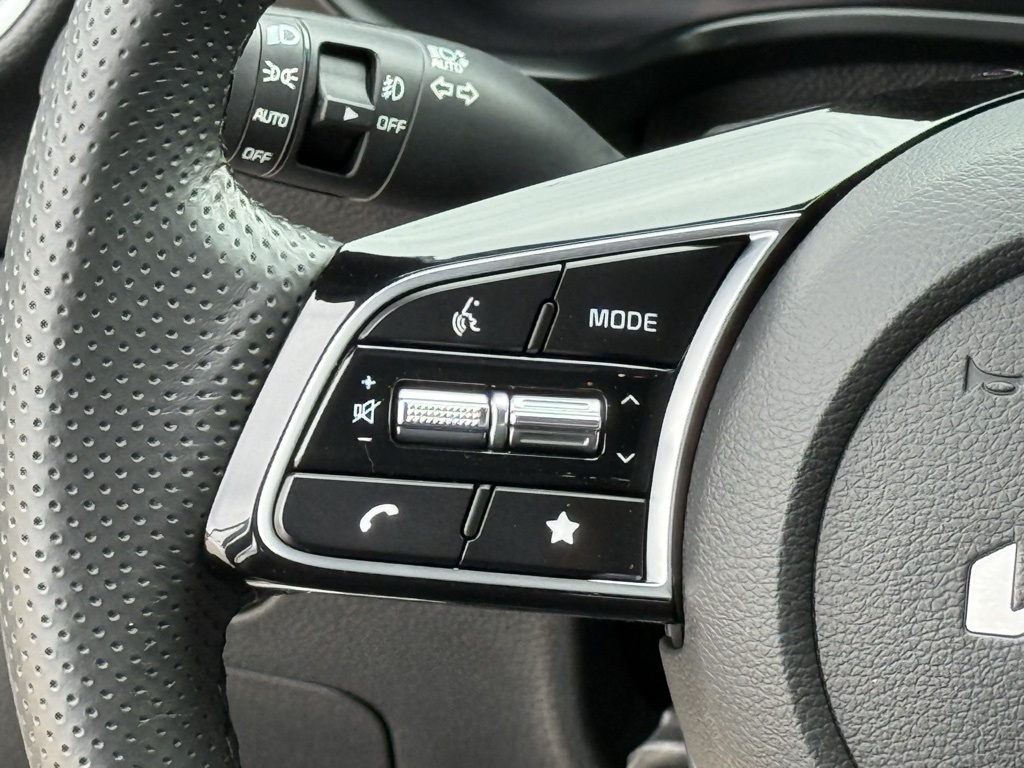 2023 Kia Forte GT-Line photo 22