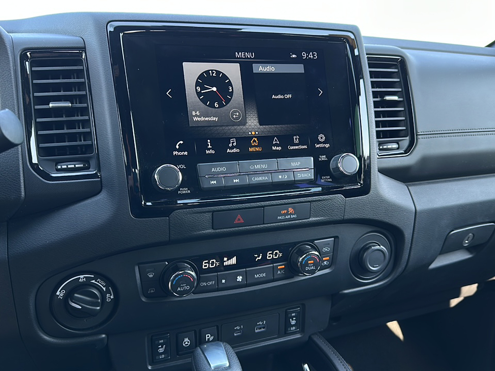 2022 Nissan Frontier Crew Cab PRO-4X photo 15