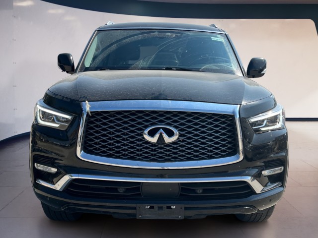 2021 Infiniti QX80 Luxe photo 5