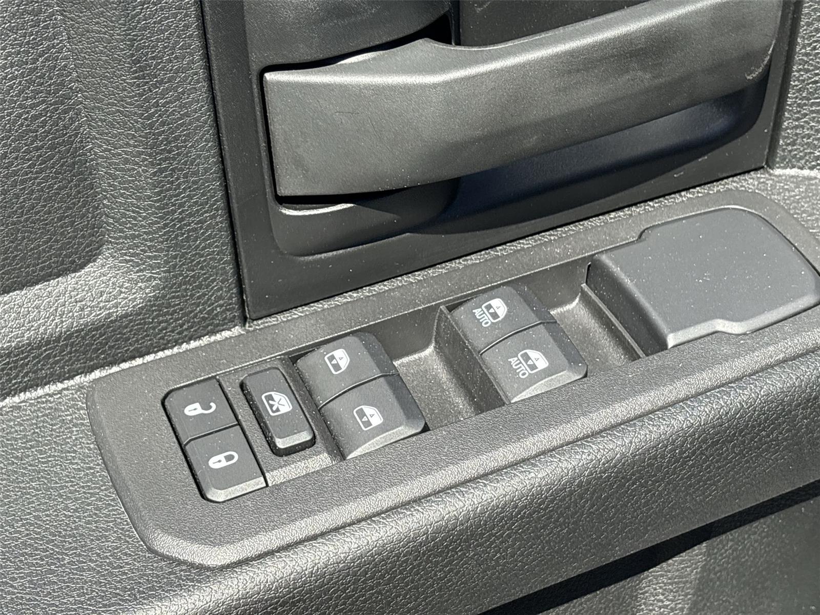 2026 Ram 3500 Tradesman photo 12