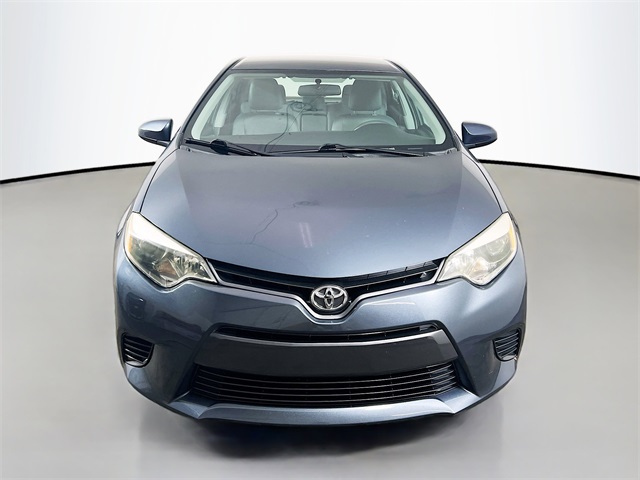 2016 Toyota Corolla LE photo 2