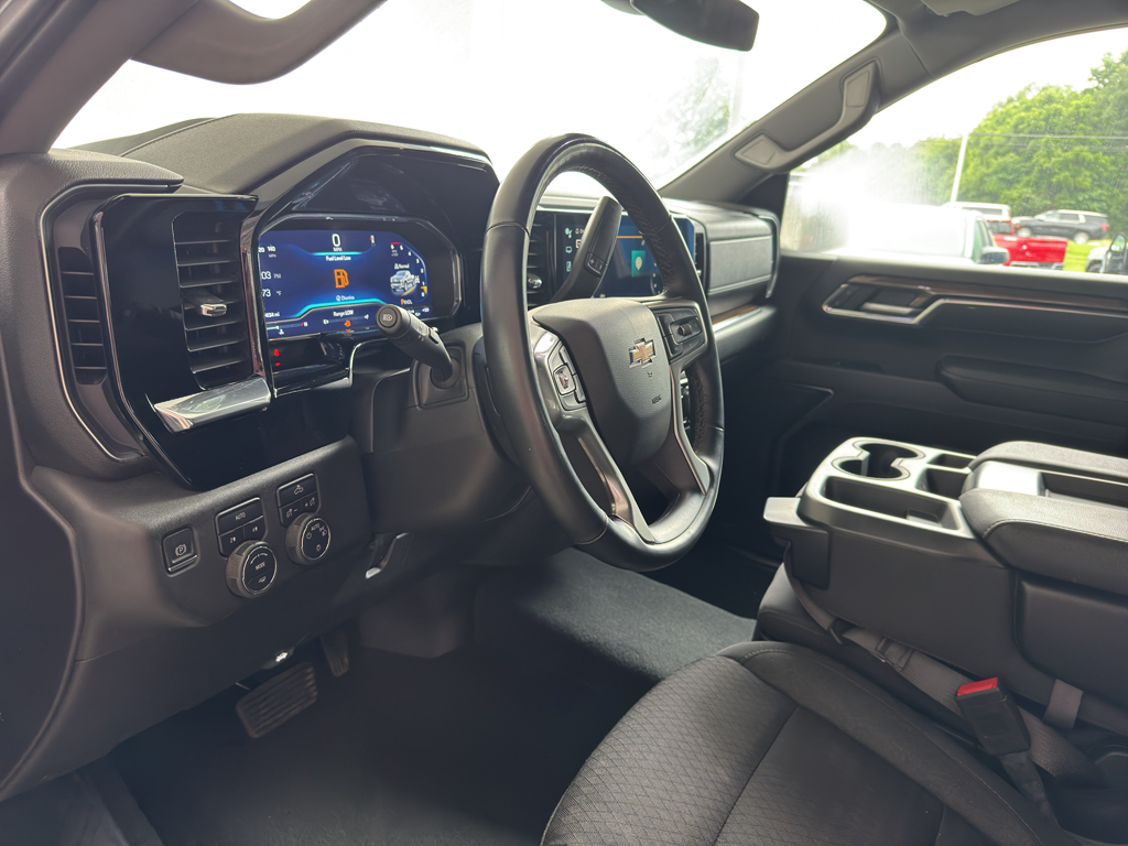 2023 Chevrolet Silverado 1500 LT photo 8