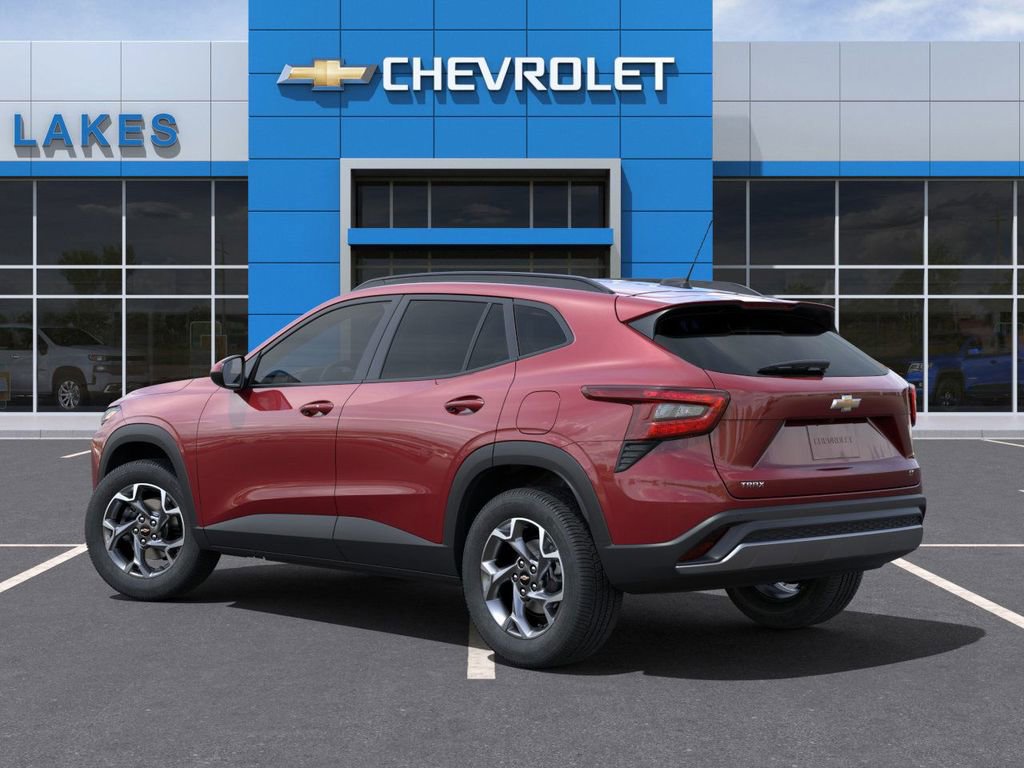 2025 Chevrolet Trax LT photo 3