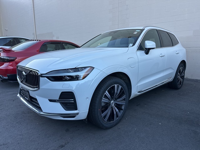 2023 Volvo XC60 Plus