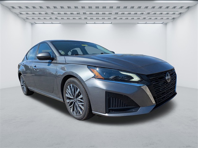 2023 Nissan Altima SV