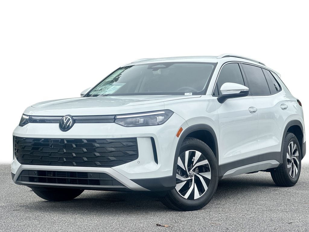 2026 Volkswagen Tiguan S's photo