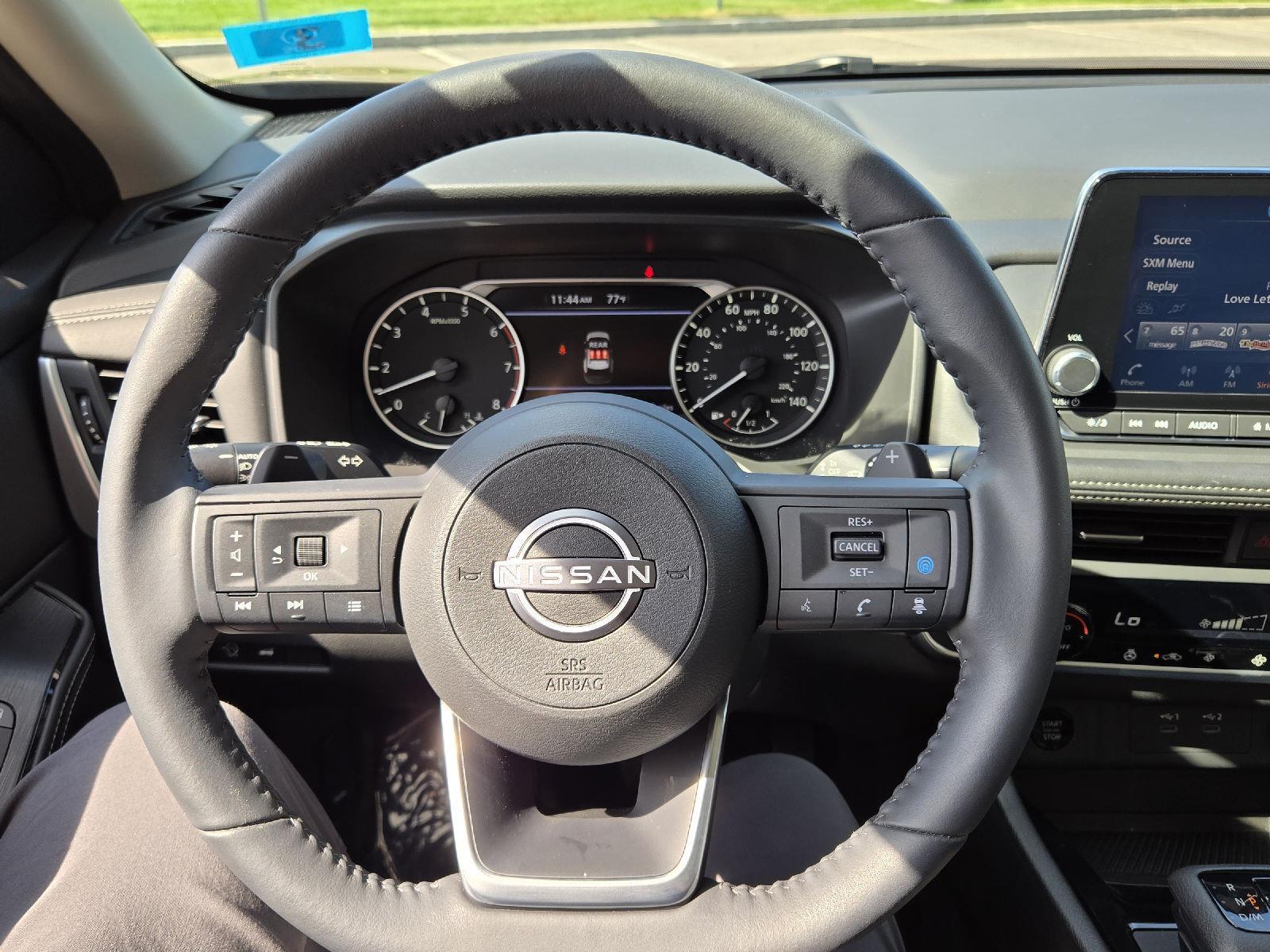 2024 Nissan Rogue SV photo 23