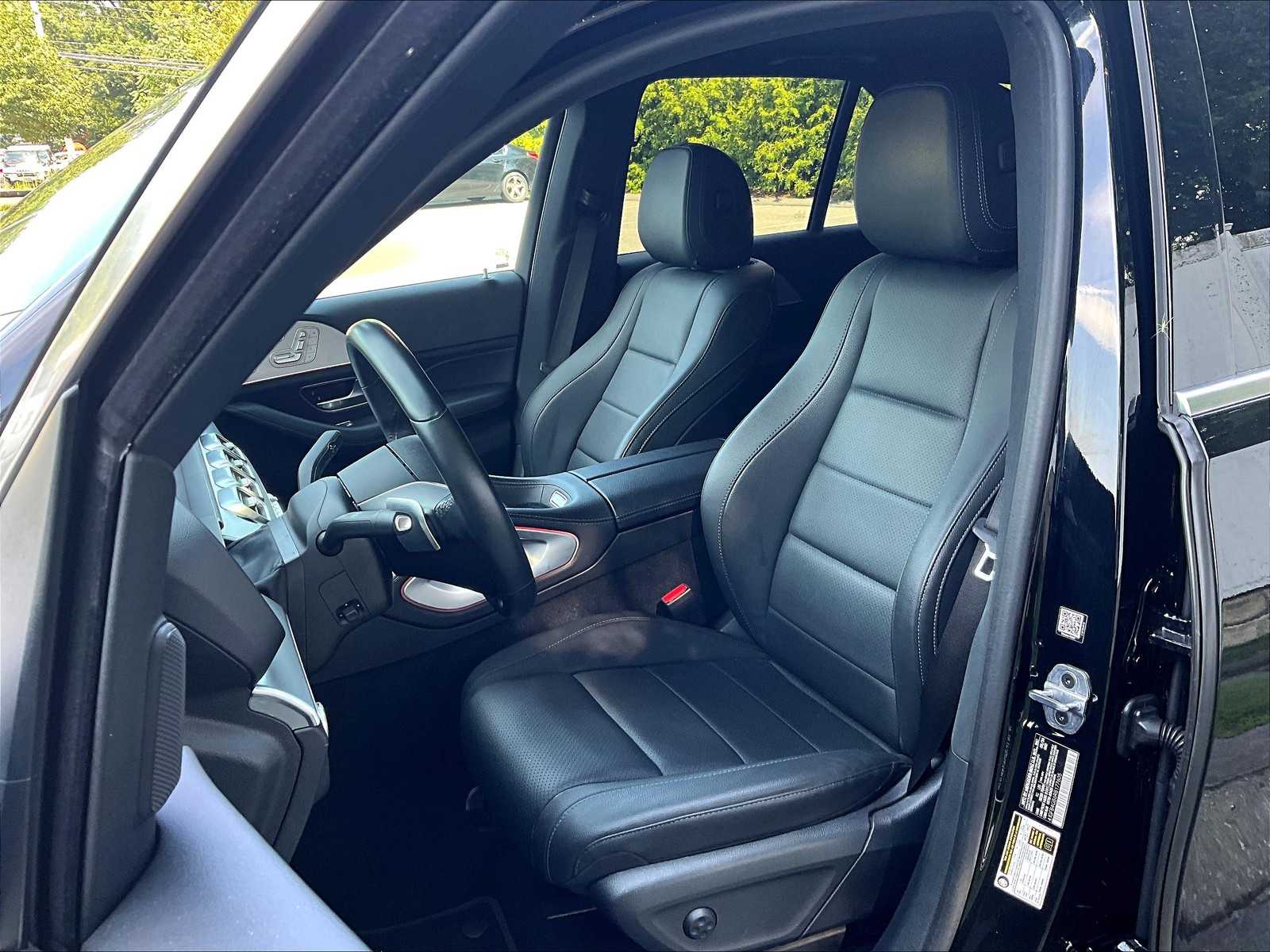 2024 Mercedes Benz GLE 450e photo 8