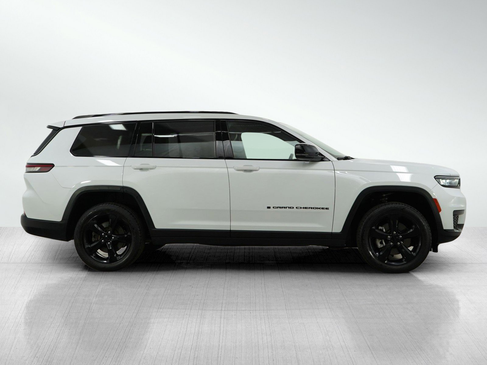 2022 Jeep Grand Cherokee Altitude photo 6