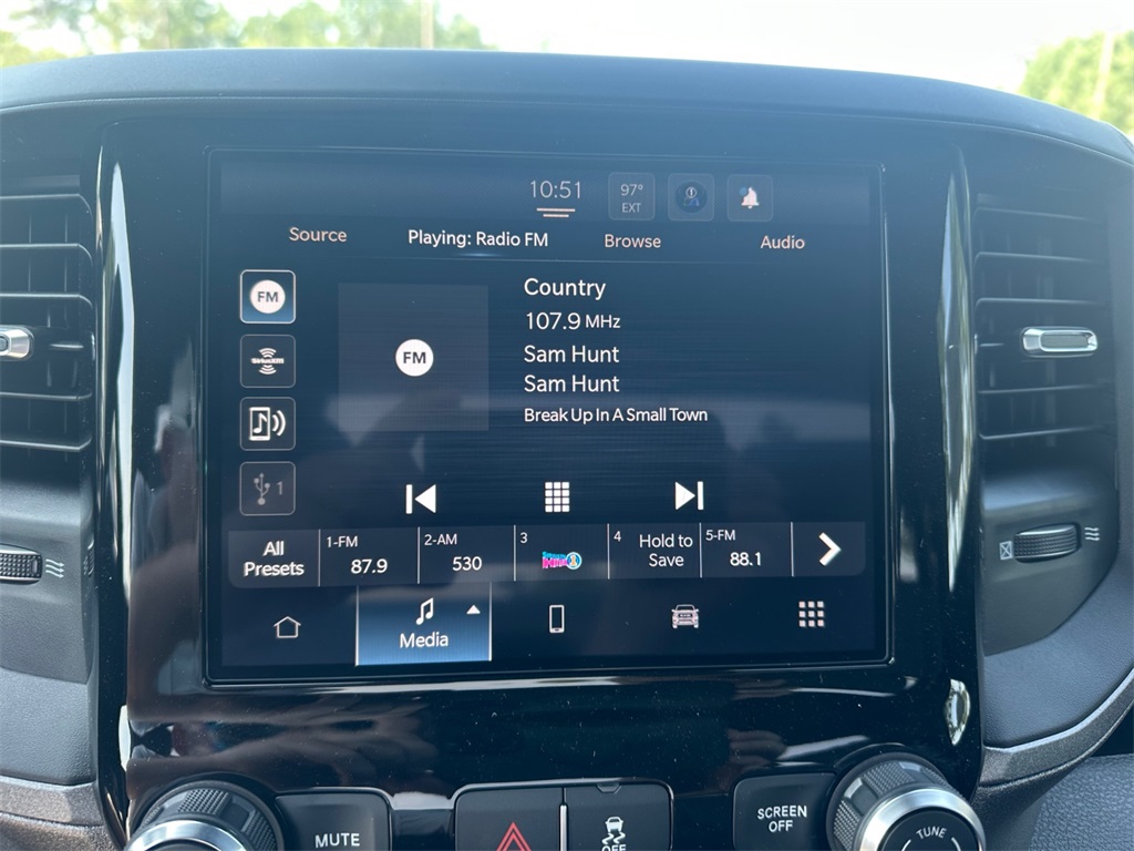 2025 Ram 5500 Tradesman photo 18