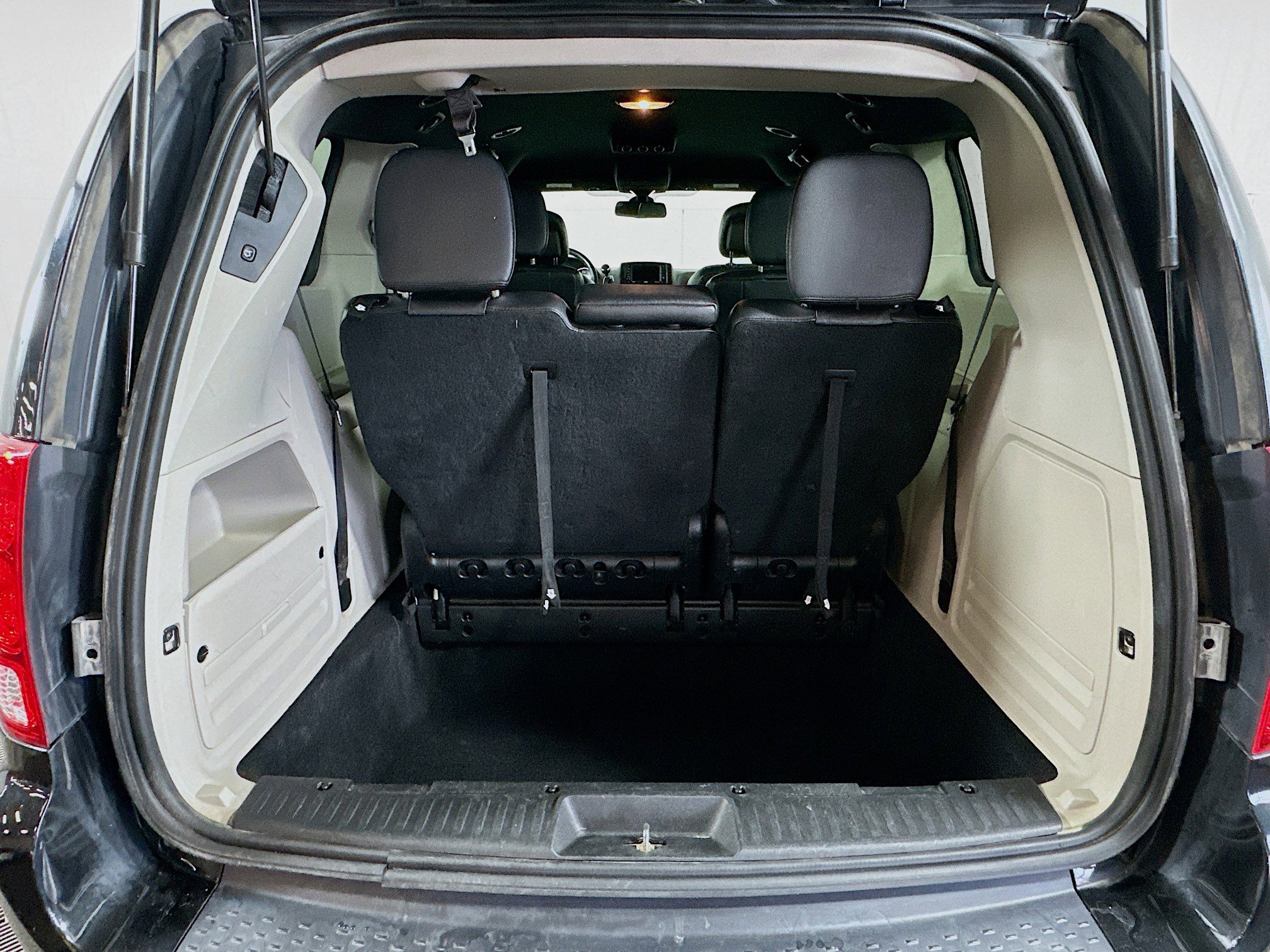 2019 Dodge Grand Caravan SXT photo 23