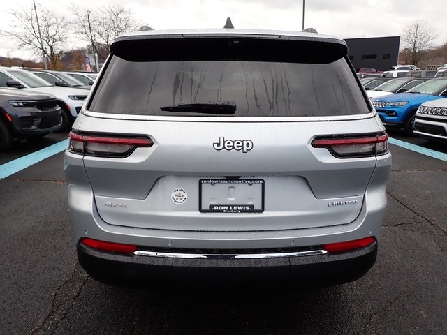 2025 Jeep Grand Cherokee Limited photo 2