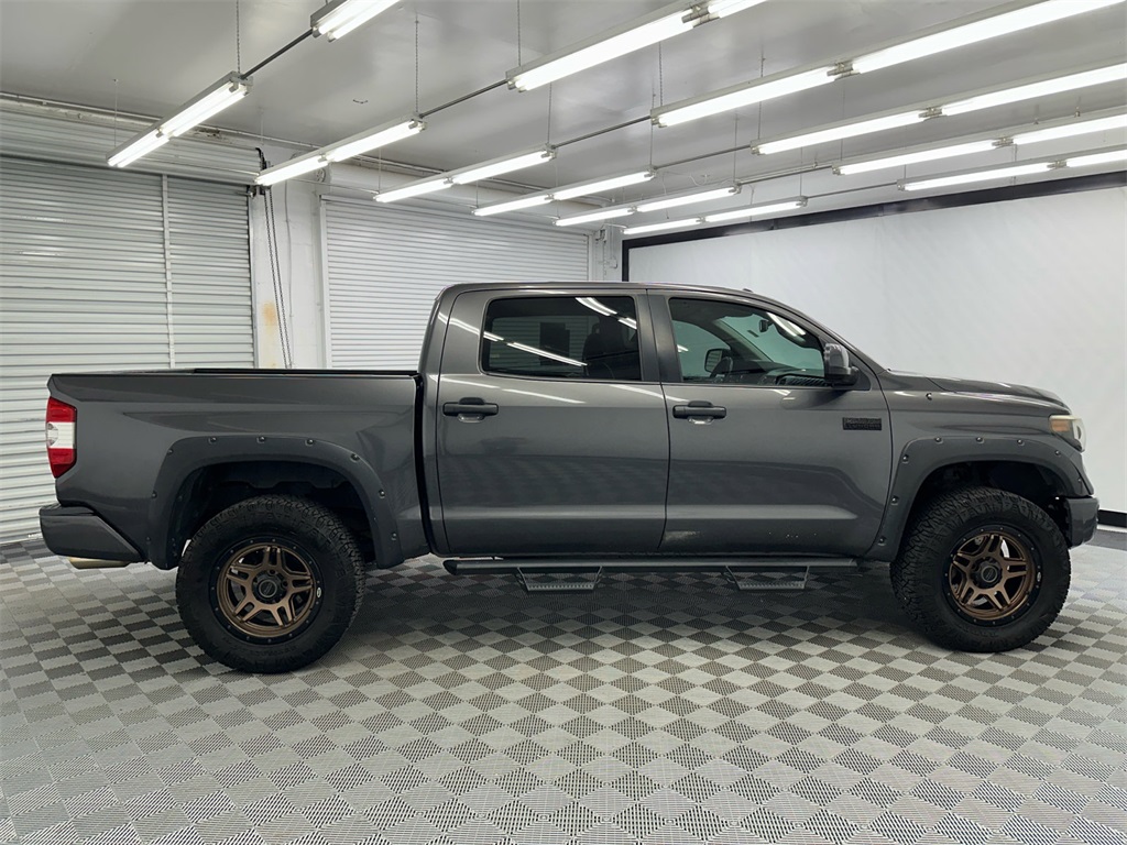 2014 Toyota Tundra Platinum CrewMax photo 6
