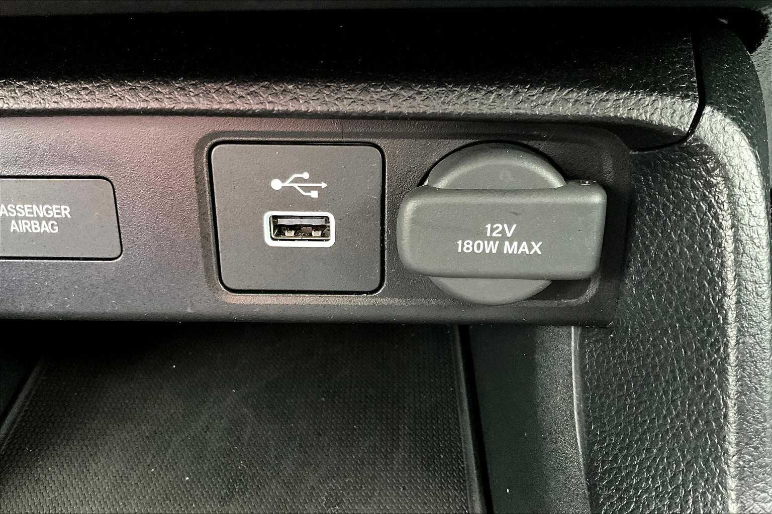 2024 Honda Civic Hatchback LX photo 32