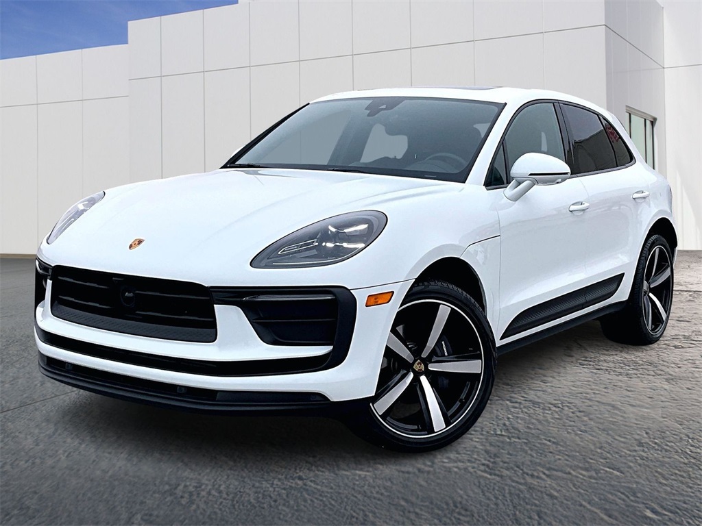 2024 Porsche Macan T's photo