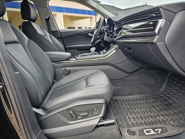 2024 Audi Q7 45 Premium Plus photo 26