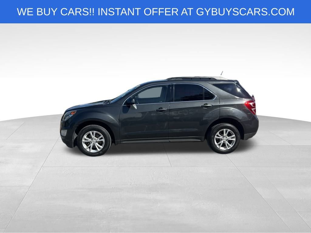 2017 Chevrolet Equinox LT photo 2