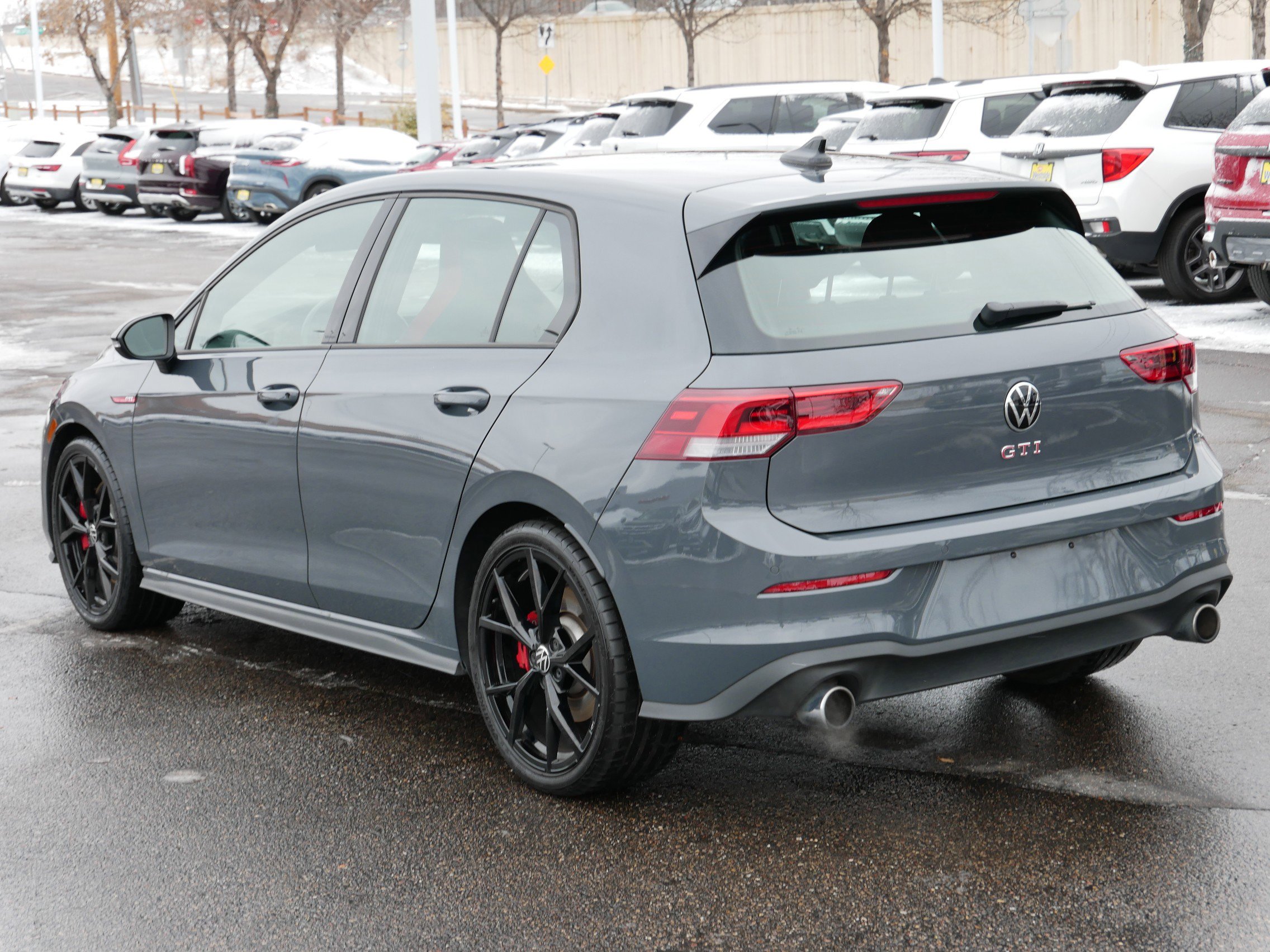 2024 Volkswagen Golf GTI 380 S photo 3