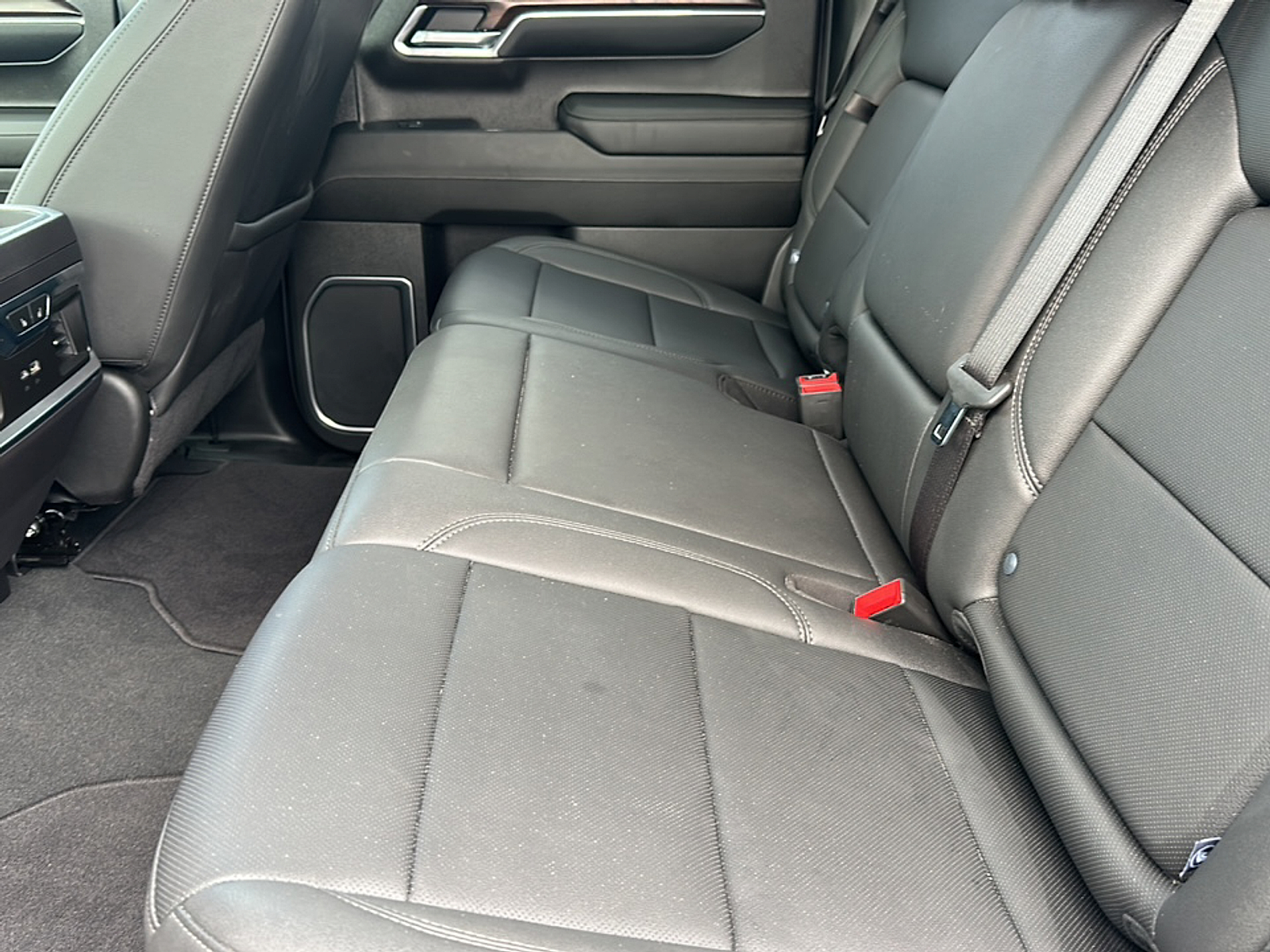 2024 Gmc Sierra 1500 SLT photo 6