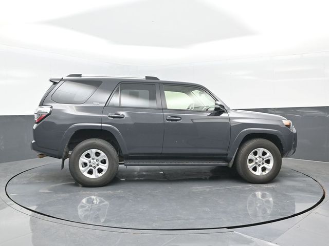 2024 Toyota 4Runner SR5 Premium photo 3