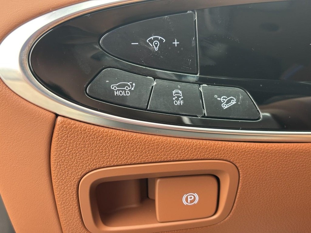 2026 Genesis GV70 2.5T Advanced photo 11