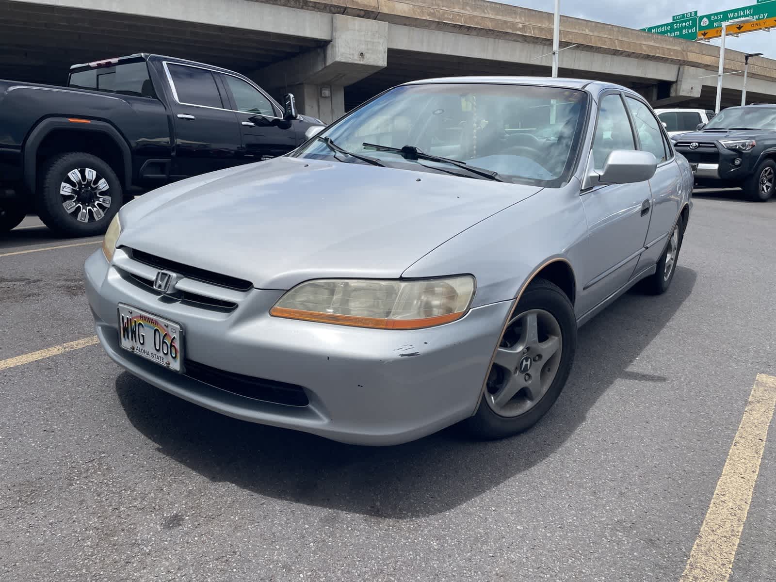 1HGCG5642YA038711