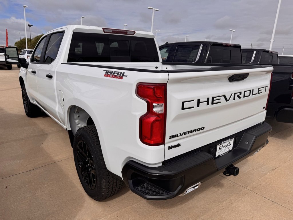 2025 Chevrolet Silverado 1500 LT Trail Boss photo 6