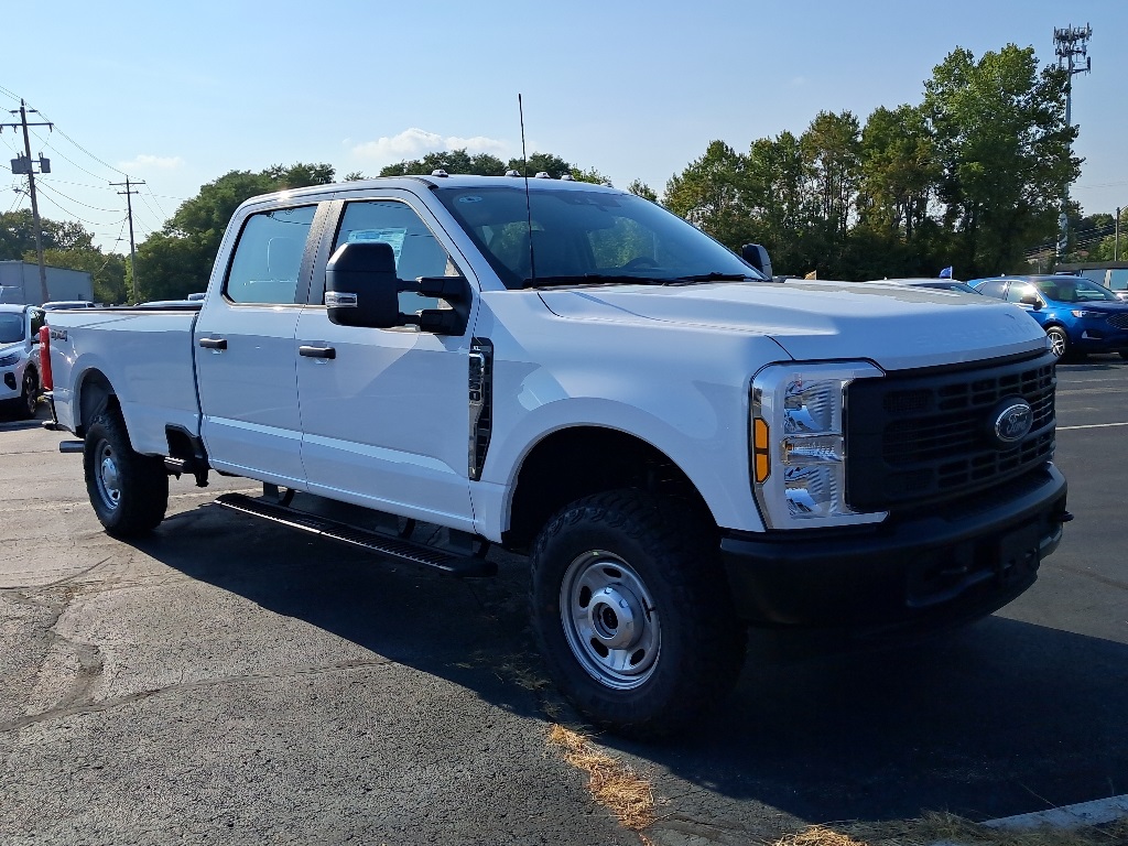2026 Ford F-250 XL photo 2