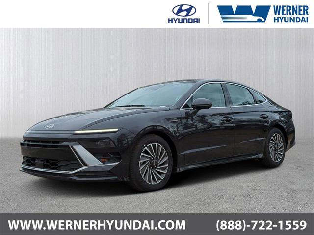 2025 Hyundai Sonata Hybrid SEL's photo