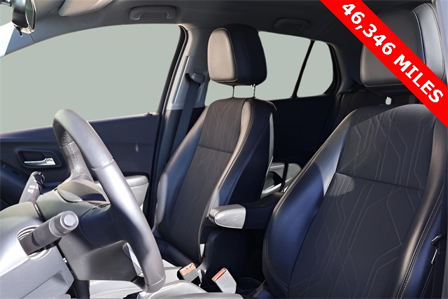 2021 Chevrolet Trax LT photo 2