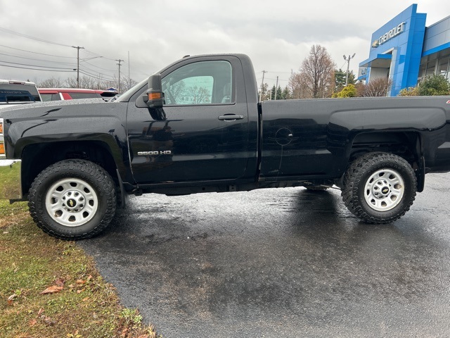 2017 Chevrolet Silverado 3500HD Work Truck photo 3