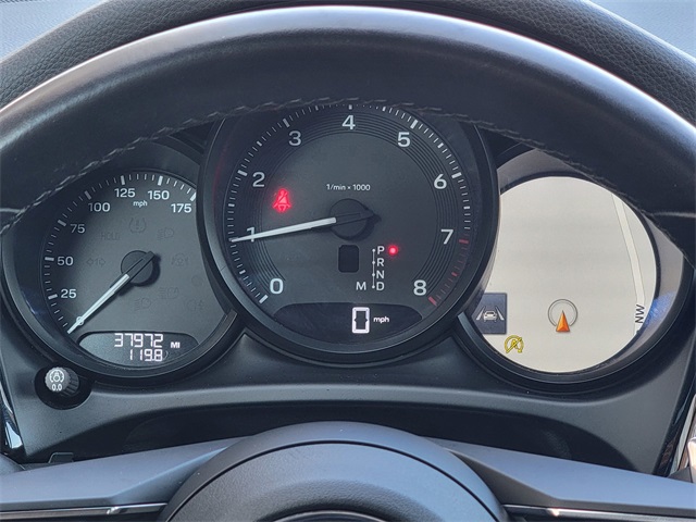 2023 Porsche Macan T photo 30