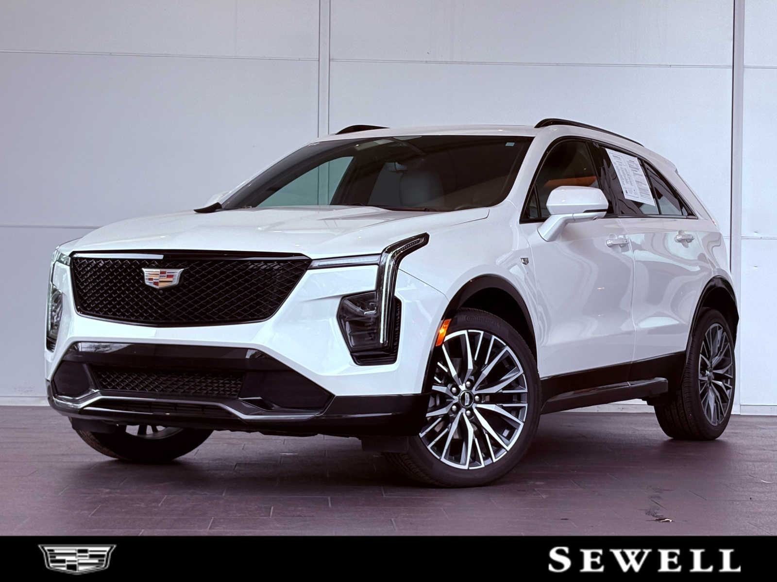 2024 Cadillac XT4 Sport's photo