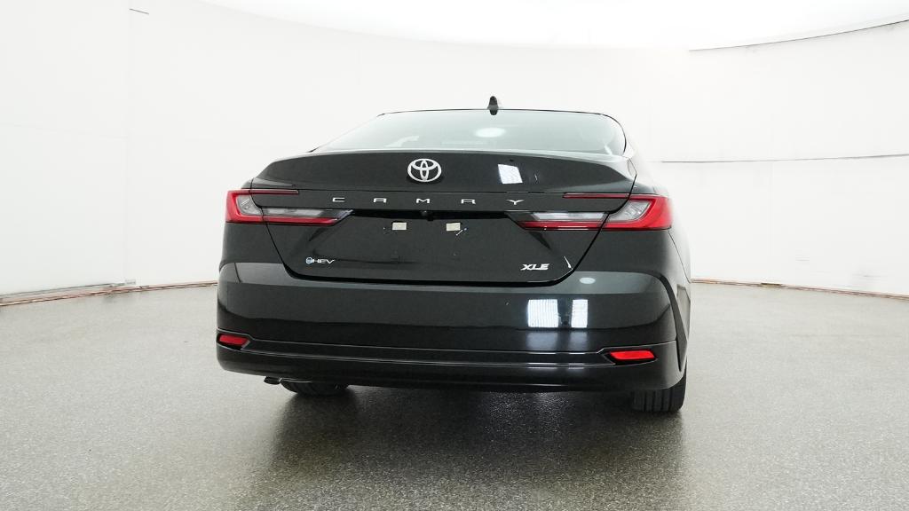 2025 Toyota Camry XLE photo 15