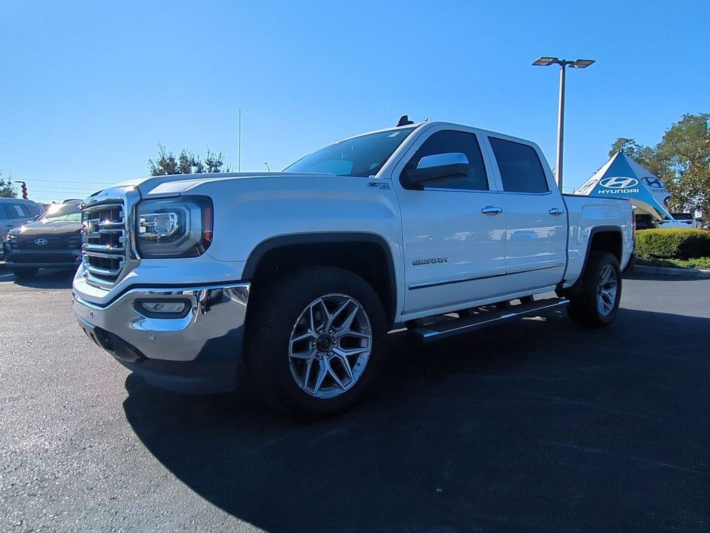 2018 GMC Sierra 1500 SLT's photo